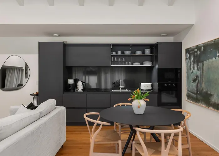 The Golden Loft By Aura Luxury Collection Como